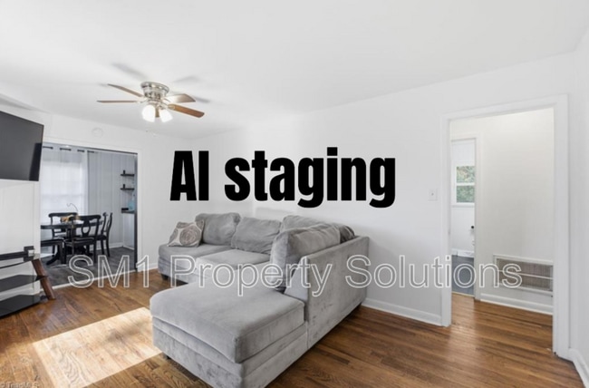 Building Photo - 1907 Apex Pl