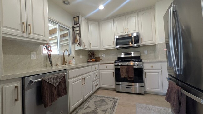 Building Photo - Newly remodeled home near Magnolia Center