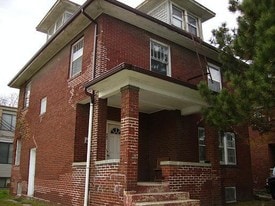 Building Photo - 403 S 6th St