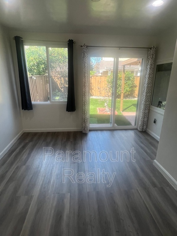 Building Photo - 1655 Fern Pine Ct