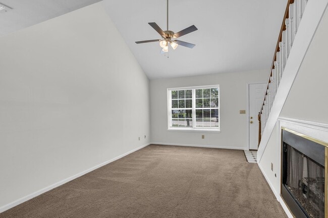 Building Photo - 3531-3533 Prescott Dr.