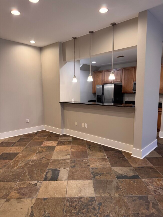 Building Photo - 620 Tennessee St