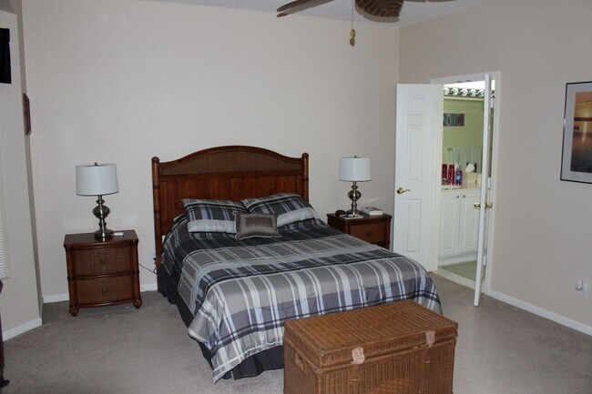 Building Photo - 149 Lazy Daisy Dr