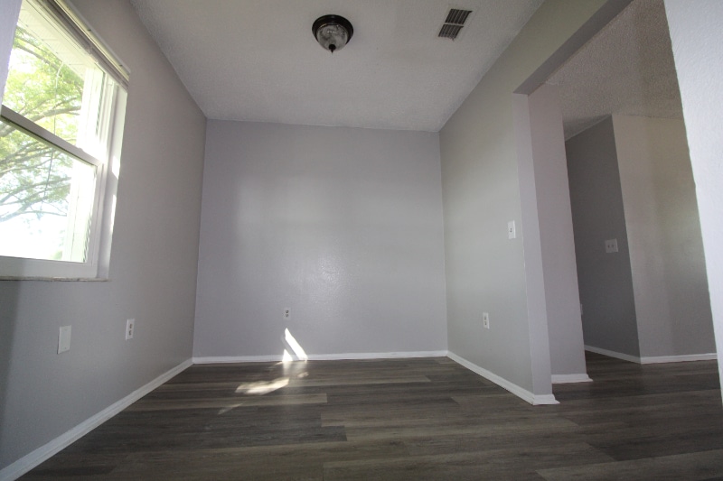Building Photo - 2105 Blossom Ct