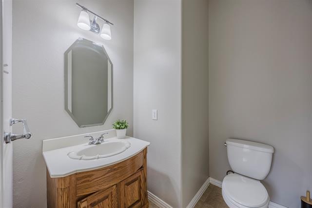 Building Photo - 7631 Red Clover Dr