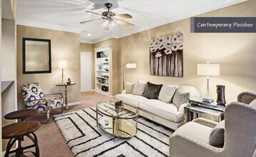 Building Photo - 2 bedroom in Houston TX 77025