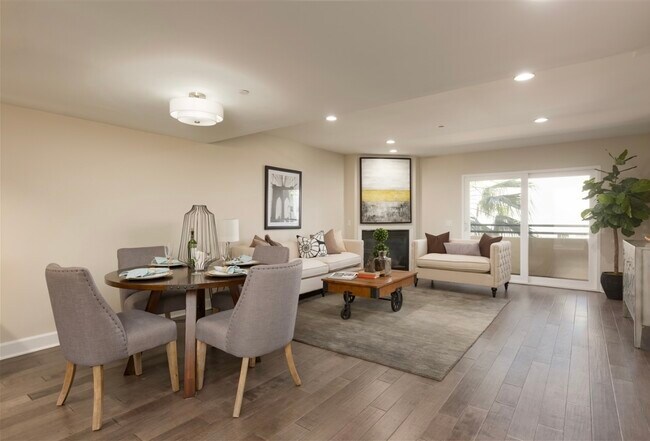 great room - 401 N Coast Hwy