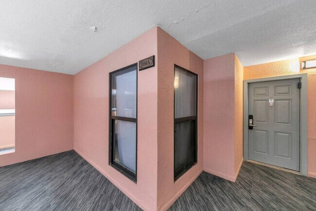 Building Photo - 343-277 Gulf Shore Drive-SI ID1502022P