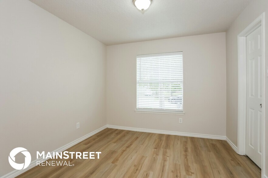 Building Photo - 1019 Chelsea Ln