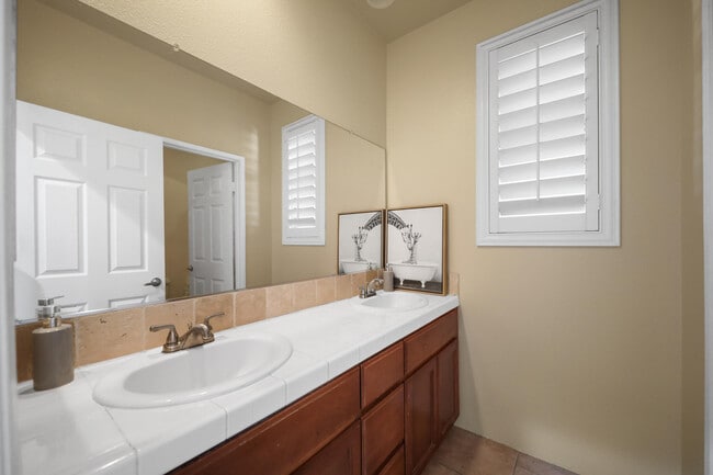 Building Photo - 47432 Harbour Lights Ln