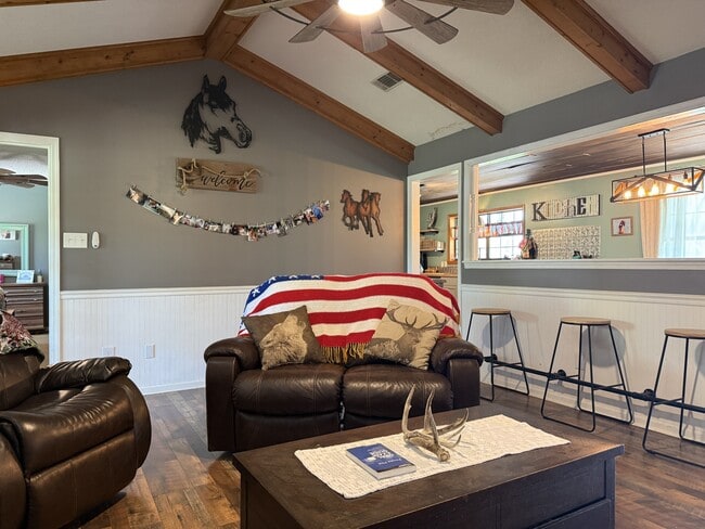 Building Photo - 10675 Baxter-Durrence Rd