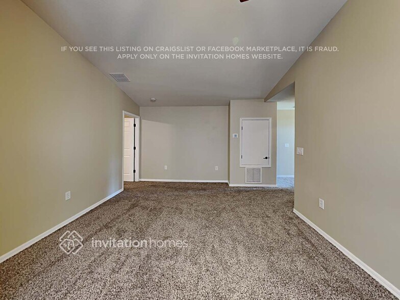 Building Photo - 2202 Lune Ct