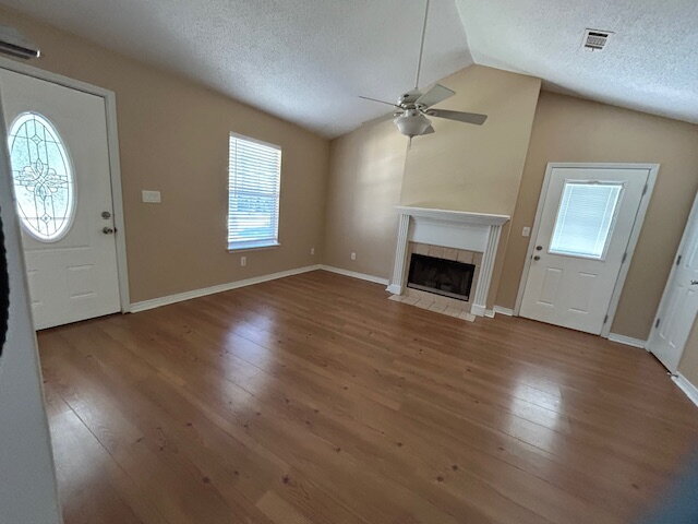 Building Photo - 2625 Weeping Willow Ln