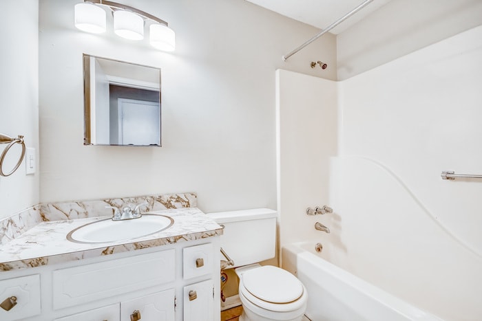 Building Photo - 5944 Tyler Loop Rd