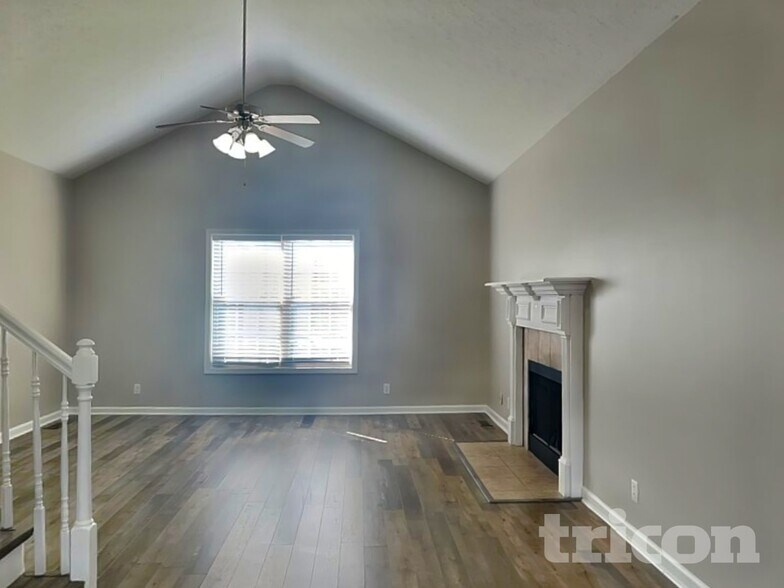 Building Photo - 629 Wolfchase Dr