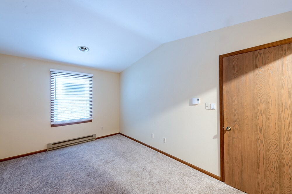 Building Photo - 6920 Mariner Dr