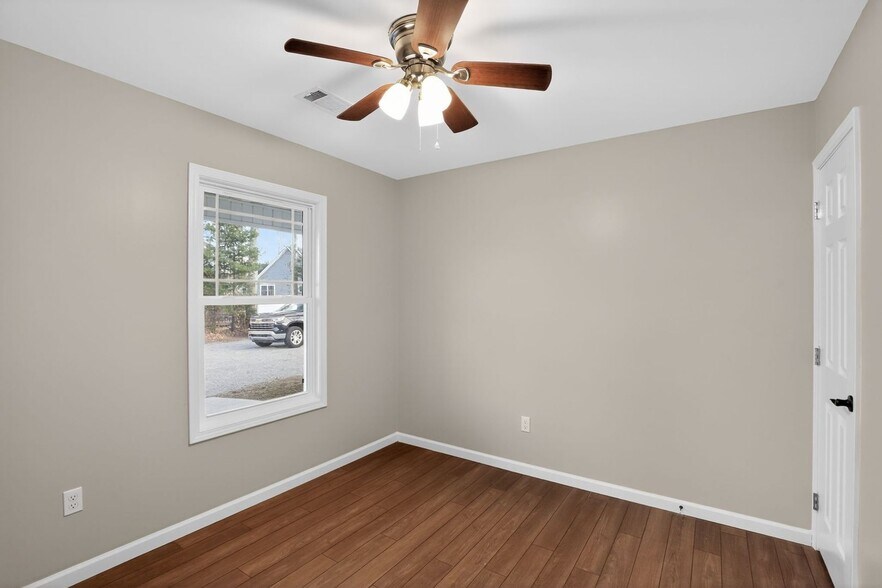 Building Photo - 143 Vernon Lewis Trl