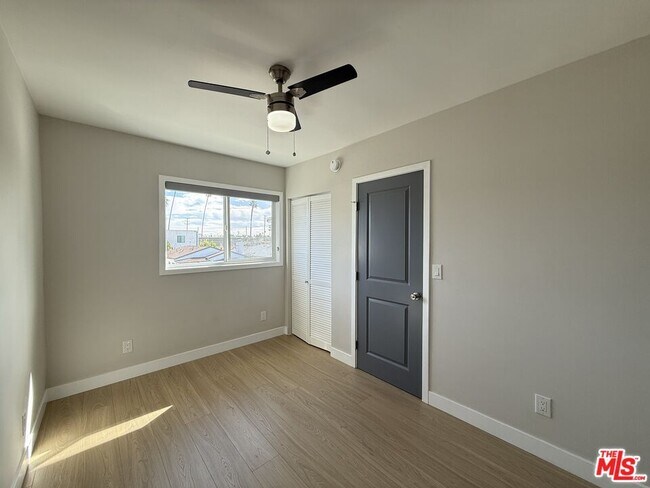 Building Photo - 1505 Cochran Ave