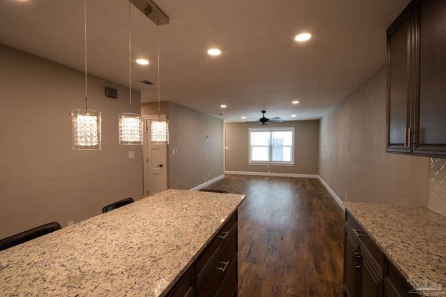 Building Photo - 91 Faron Cir