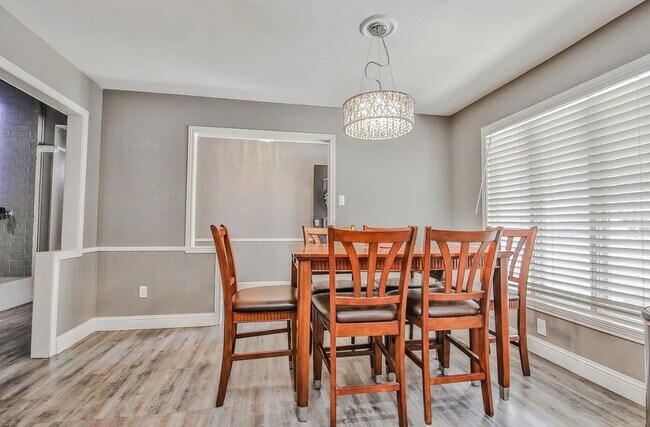Building Photo - So many Amenities!