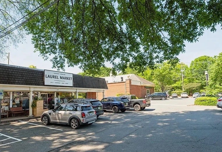 Building Photo - 104 Colville Rd