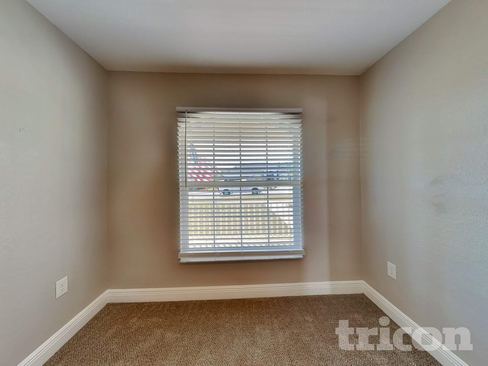 Building Photo - 1599 Lemon Ave