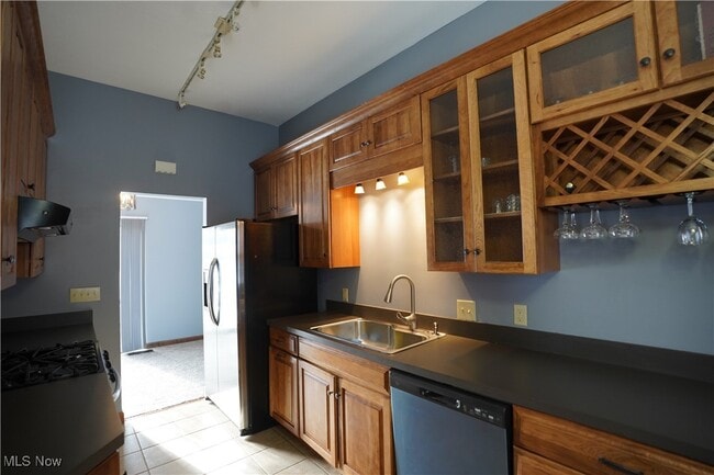 Building Photo - 26913 Westwood Ln