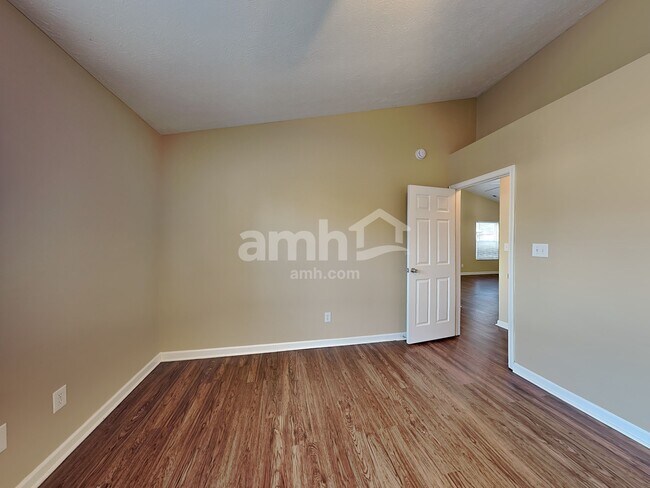 Building Photo - 3436 Trillium Ct