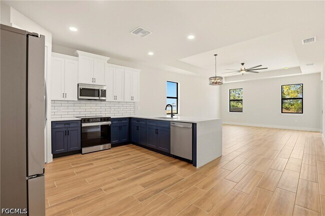 Building Photo - 2630 NW 23rd Ave