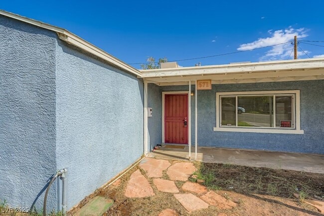 Building Photo - 571 Blackmore Dr
