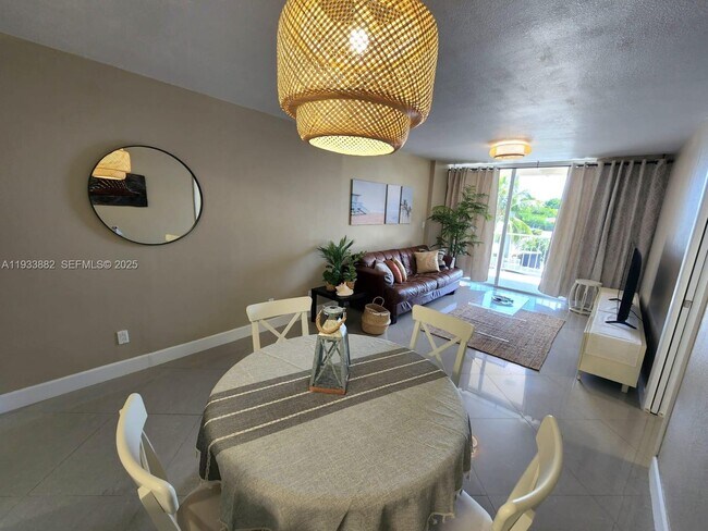 Building Photo - 88500 Overseas Hwy