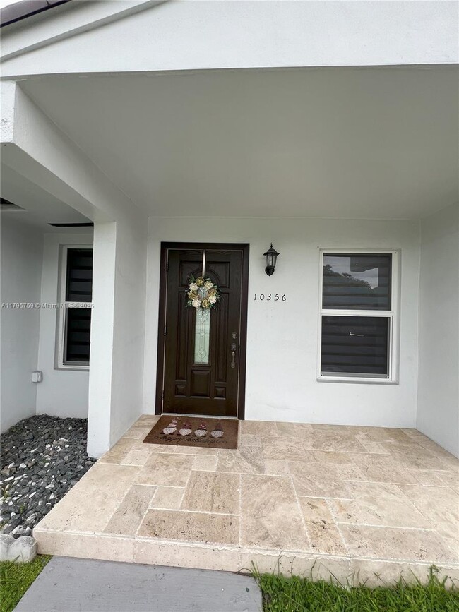 Building Photo - 10356 SW 11th Terrace