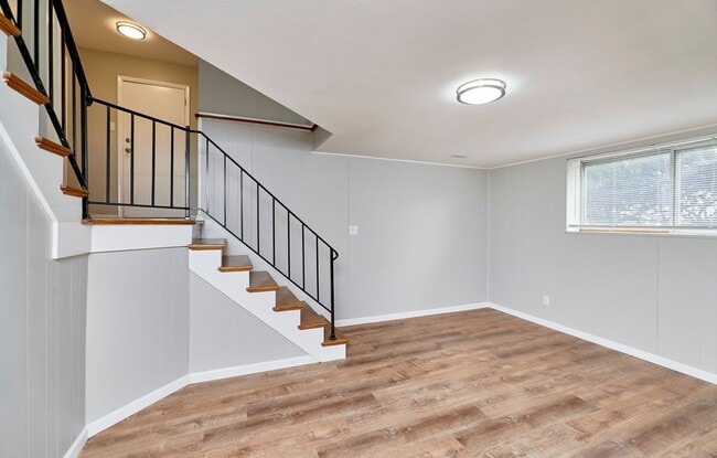 Building Photo - 5134 Red Cedar Ct