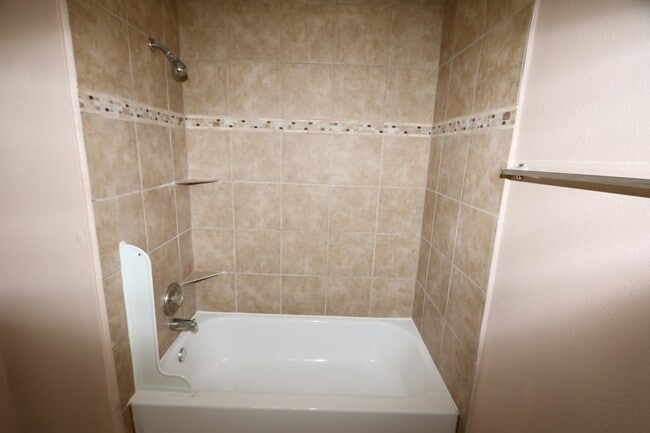 Building Photo - 20514 Red Sun Dr