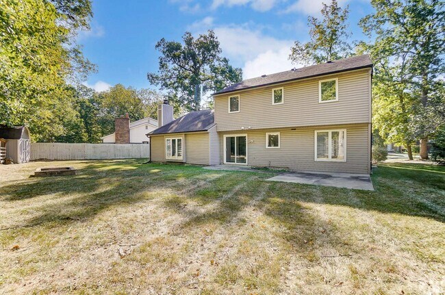 Building Photo - 5931 Spring Oak Ct