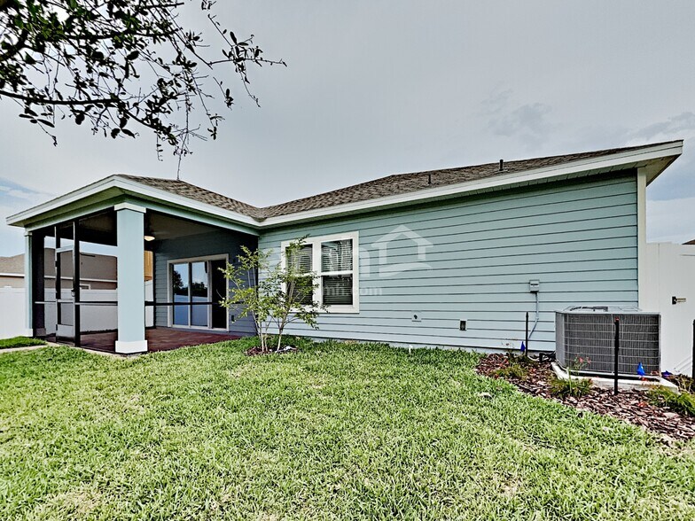 Building Photo - 76 Spruce Point