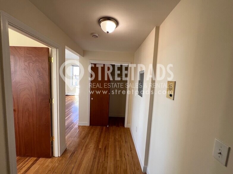 Building Photo - 60 Brighton Ave