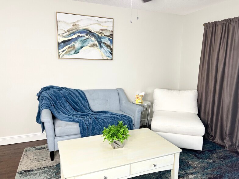 Building Photo - 16150 SW 29th Court Rd