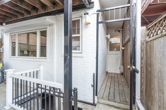 Building Photo - 2616 Connecticut Ave NW