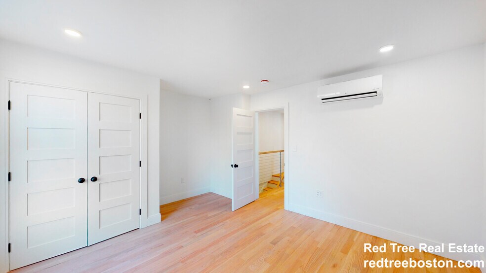 Building Photo - 44 High St