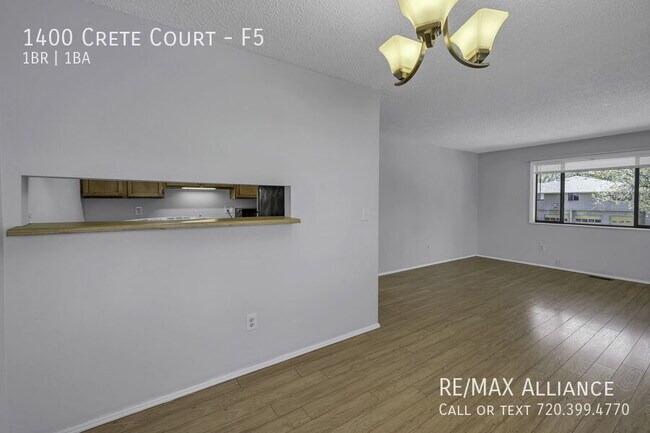 Building Photo - 1400 Crete Ct