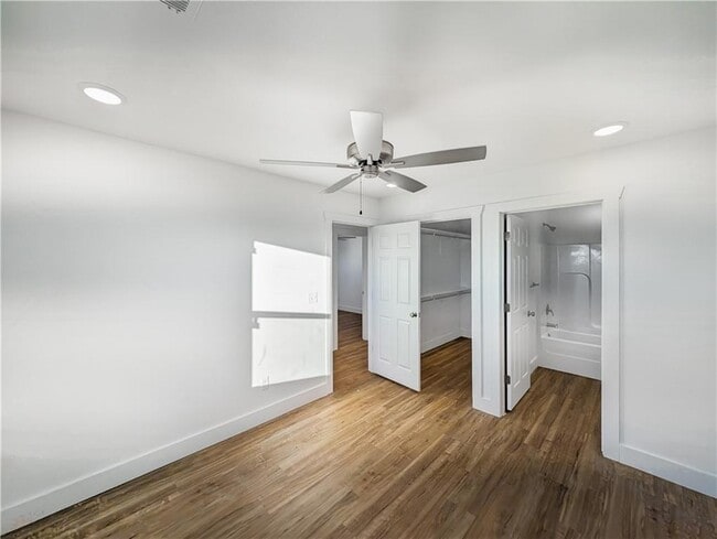 Building Photo - 1214 Nedra Dr