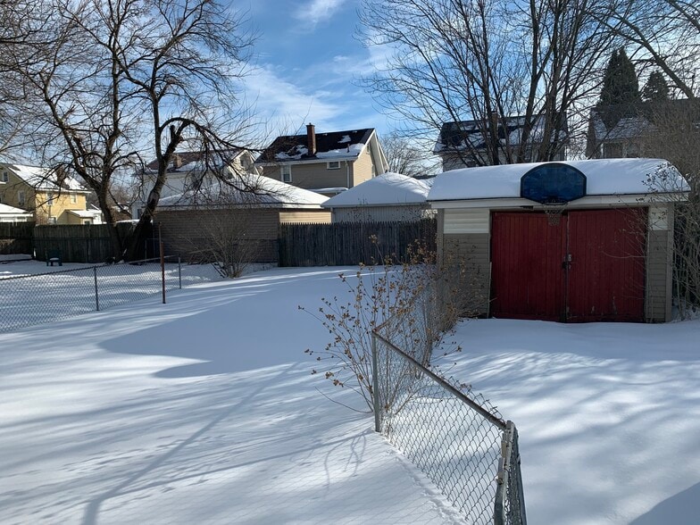 Building Photo - 1118 Ardmore Ave SW