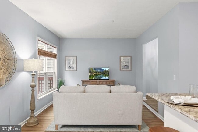 Building Photo - 48375 Sunburst Dr