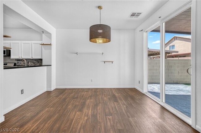 Building Photo - 1303 Pecan Tree Ct