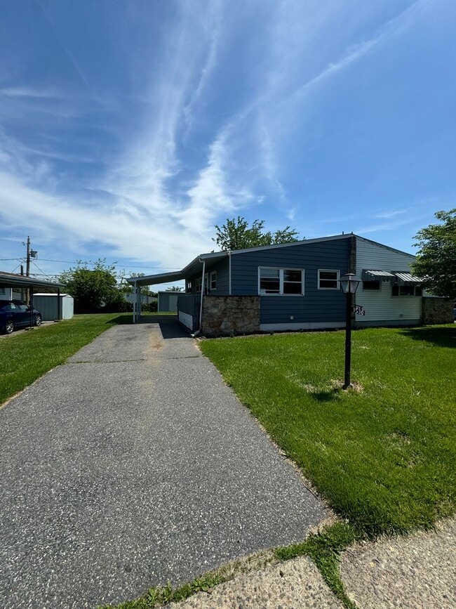 Primary Photo - THREE BEDROOM TWIN