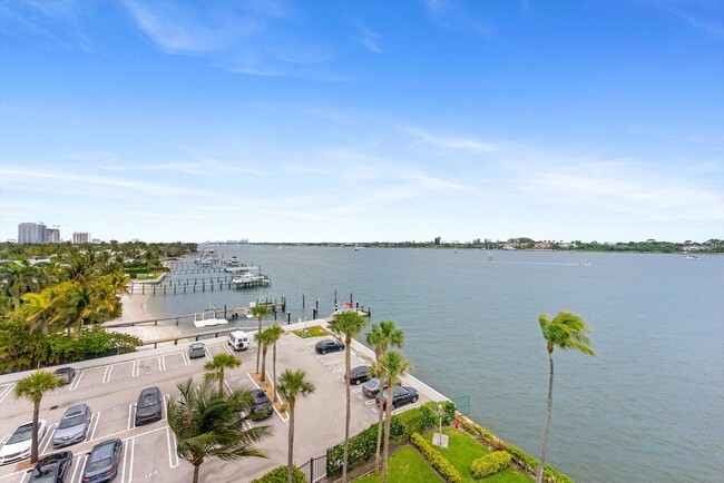 Building Photo - 2800 N Flagler Dr