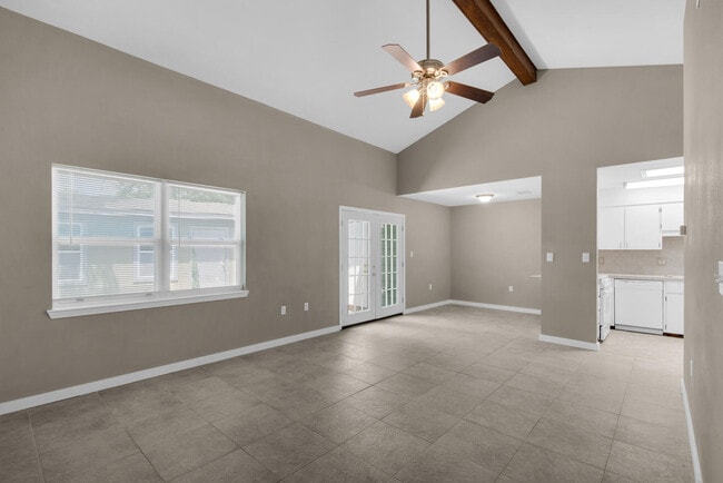 Building Photo - 62 4th Ave