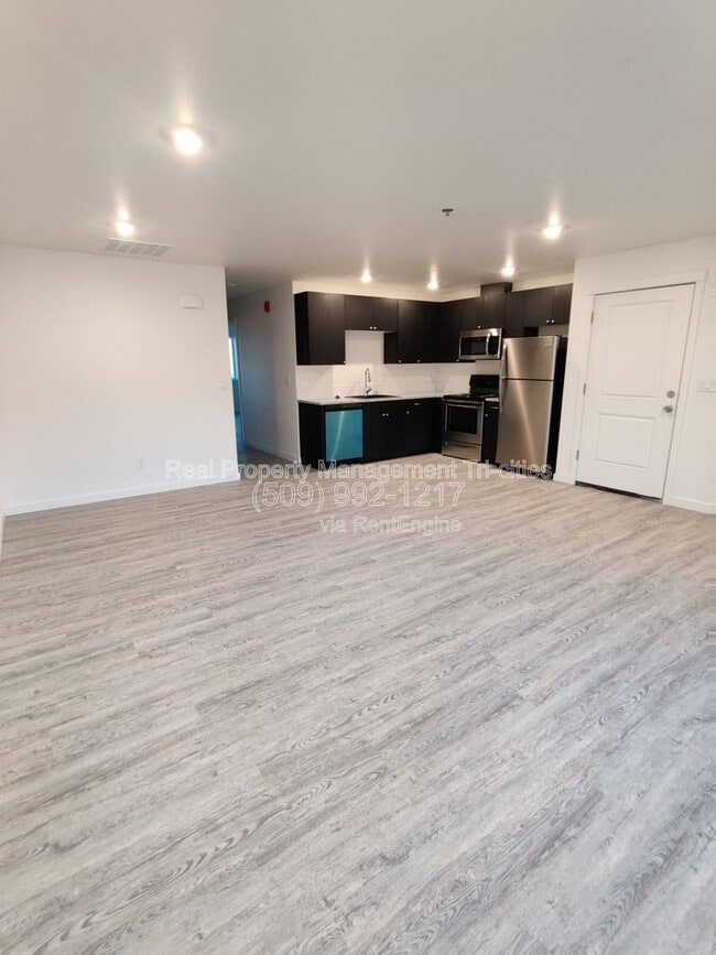 Building Photo - 6944 Hardrock Ct