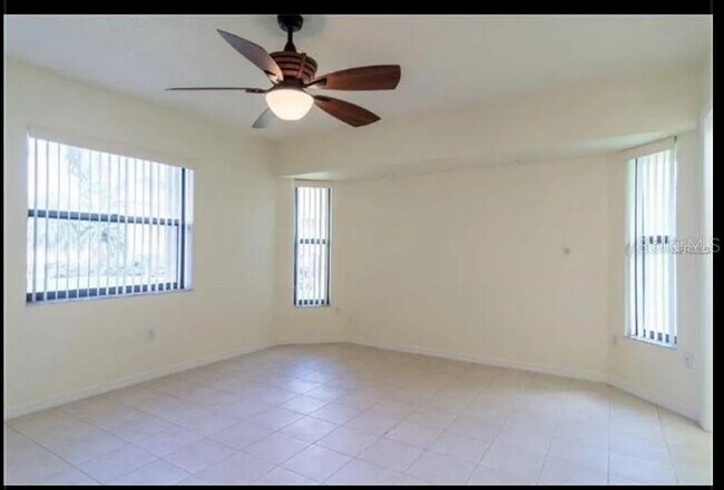 Building Photo - 25230 Campos Dr